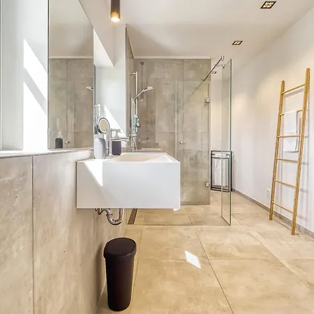 Peak Two Hébergement de vacances *